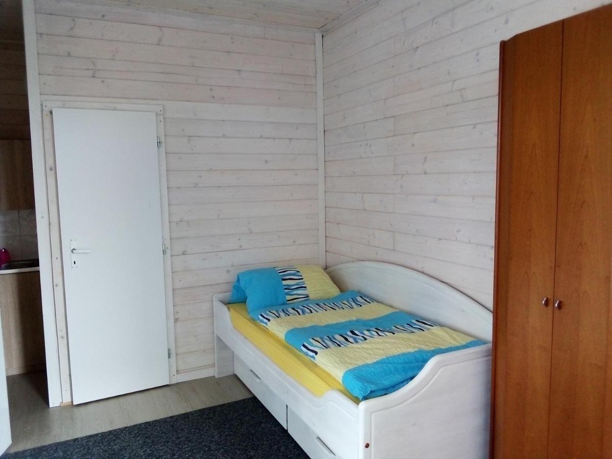 Apartament Rekreacni Chatka / Tiny House Františkovy Lázně Zewnętrze zdjęcie